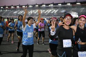 BIB: 8355, 1348, 12477, 12024
                            <button type="button" onclick="openModal(10838515)" class="btn btn-primary btn-sm float-right btn-popup" data-toggle="modal" data-target=".modal-high-quality">
                        <i class="fas fa-shopping-cart"></i> Add to Cart
                    </button>
                                            <button type="button" onclick="isThisMe(10838515, true)" class="btn btn-success btn-sm float-right btn-popup btn-isme hidden" data-toggle="tooltip" data-placement="bottom" title="นี่คือรูปของคุณใช่ไหม คลิกที่นี่เพื่อเอาเข้าอัลบั้ม">
                        <i class="fas fa-plus"></i> Add to album
                    </button>
                    <button type="button" onclick="isThisMe(10838515, false)" class="btn btn-warning btn-sm float-right btn-popup btn-isnotme hidden">
                        <i class="fas fa-ban"></i> Remove from album
                    </button>